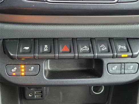 Used 2019 Chevrolet Colorado Z71 image 29