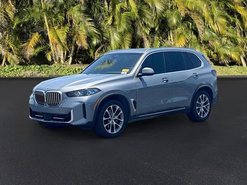 Used 2024 BMW X5 sDrive40i w/ Premium Package RWD image 4