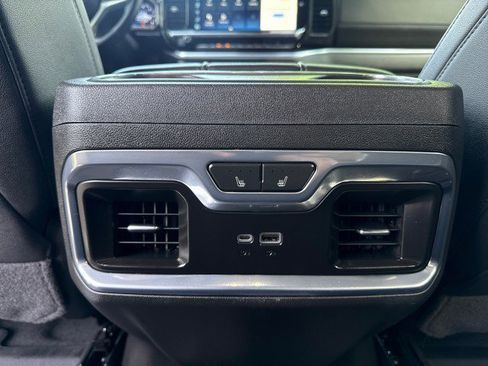 Used 2022 Chevrolet Silverado 1500 LTZ w/ LTZ Premium Package image 41