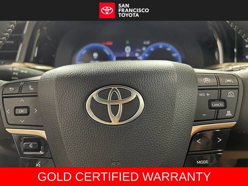 Certified 2025 Toyota Crown Signia w/ Advanced Technology Package AWD/4WD image 34
