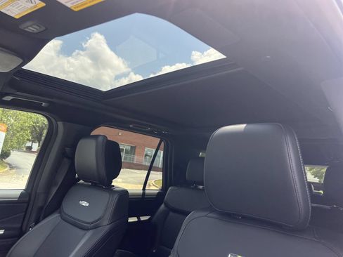 New 2027 Ford Expedition Platinum w/ Stealth Performance Package AWD/4WD image 11