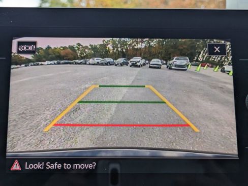 New 2026 Volkswagen Taos SE image 20