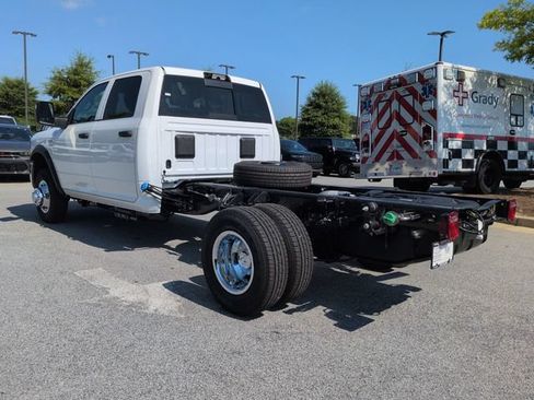 New 2026 RAM 3500 Tradesman AWD/4WD image 6