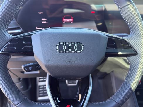 Certified 2025 Audi SQ5 Premium Plus image 13