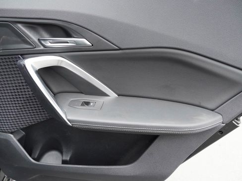 Certified 2025 BMW X2 xDrive28i w/ M Sport Package image 33