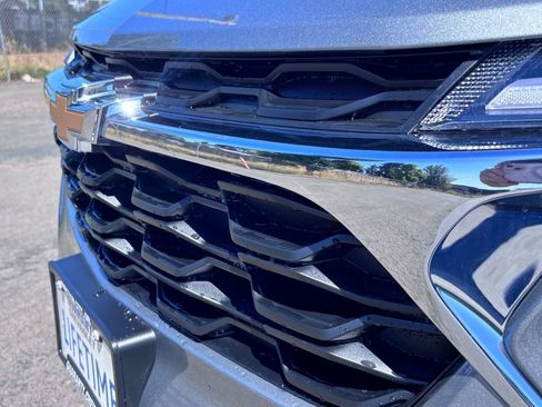 New 2025 Chevrolet Trax LT image 17