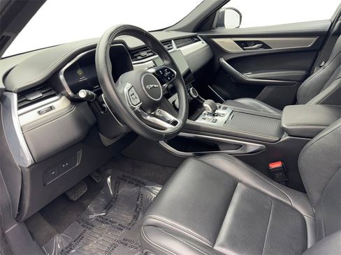 Used 2024 Jaguar F-PACE R-Dynamic S image 48