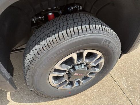 New 2026 GMC Sierra 2500 SLT w/ SLT Premium Package AWD/4WD image 57