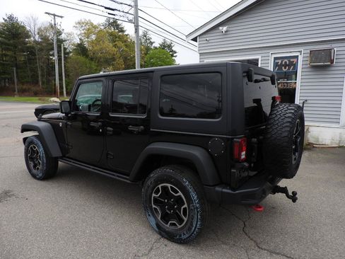 Used 2016 Jeep Wrangler Unlimited Rubicon AWD/4WD image 4
