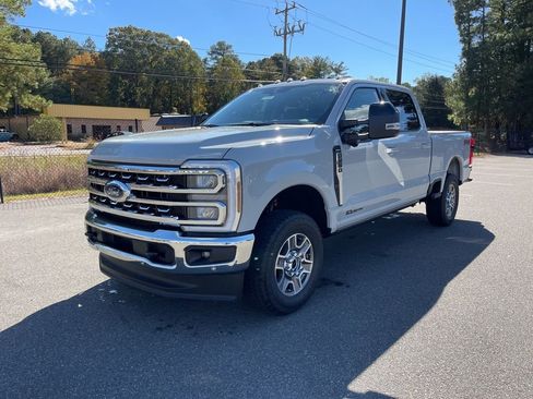 New 2026 Ford F250 Lariat w/ Lariat Ultimate Package AWD/4WD image 2