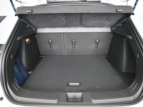 New 2026 Chevrolet Trax RS w/ Sunroof Package image 40