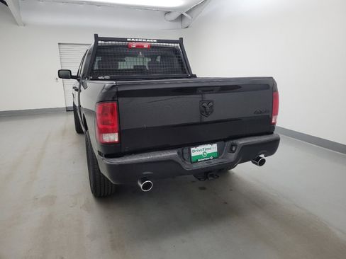 Used 2019 RAM 1500 Express w/ Express Value Package AWD/4WD image 6