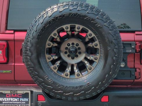Used 2021 Jeep Wrangler Unlimited Rubicon AWD/4WD image 45