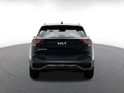 Used 2025 Kia Sportage LX FWD image 8