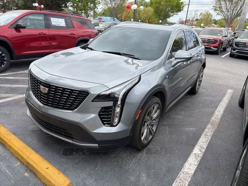 Used 2023 Cadillac XT4 Premium Luxury image 1