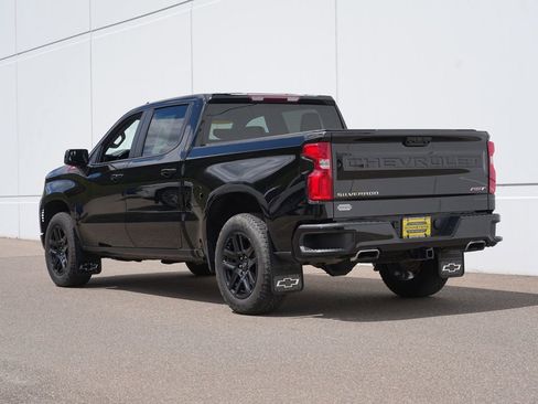 Used 2024 Chevrolet Silverado 1500 RST AWD/4WD image 5