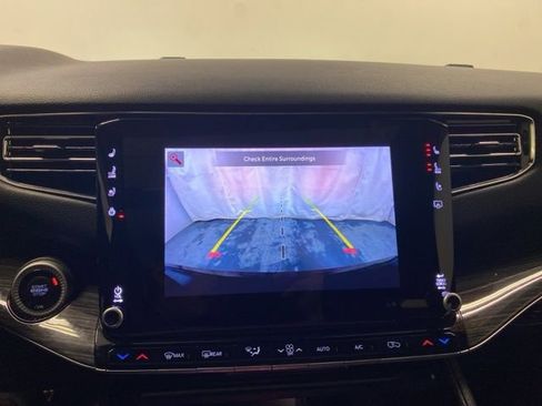 Used 2022 Jeep Wagoneer Series II w/ Premium Group I image 14