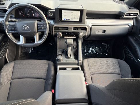 Certified 2025 Toyota 4Runner SR5 AWD/4WD image 24