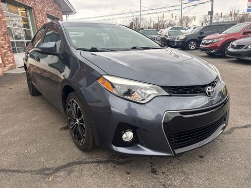 Used 2016 Toyota Corolla S image 3