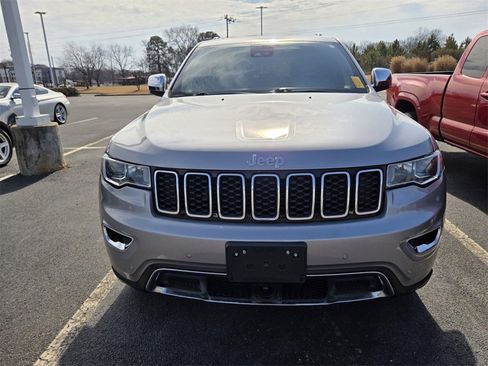 Used 2021 Jeep Grand Cherokee Limited image 2