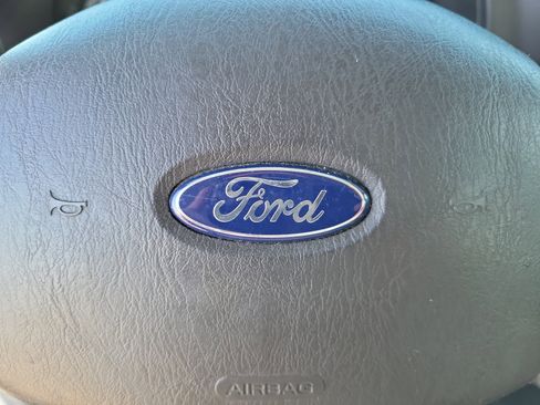 Used 2012 Ford E-350 and Econoline 350 XL w/ PWR Windows & Locks Group image 25