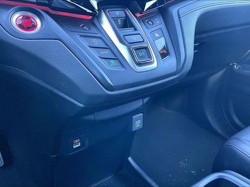 Used 2024 Honda Odyssey Sport image 23