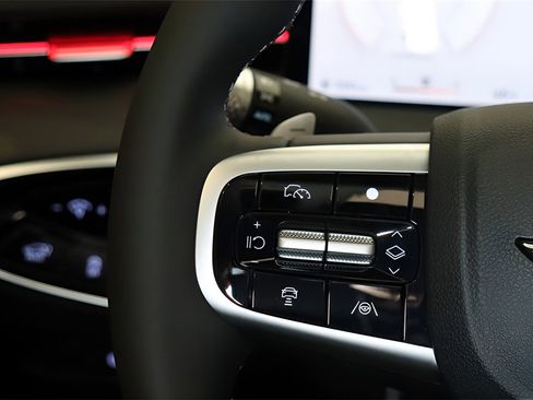 New 2026 Genesis GV70 2.5T Select image 15