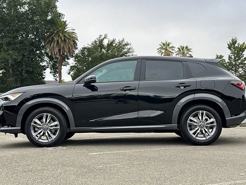 Used 2025 Acura ADX FWD image 8