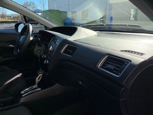Used 2014 Honda Civic LX image 33