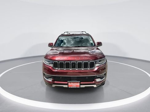 Used 2022 Jeep Wagoneer Series III w/ Premium Group I RWD image 3