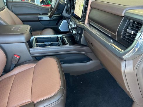 New 2026 Ford F250 King Ranch w/ Chrome Package AWD/4WD image 36
