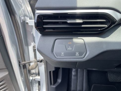 Used 2021 Volkswagen ID.4 Pro RWD image 19