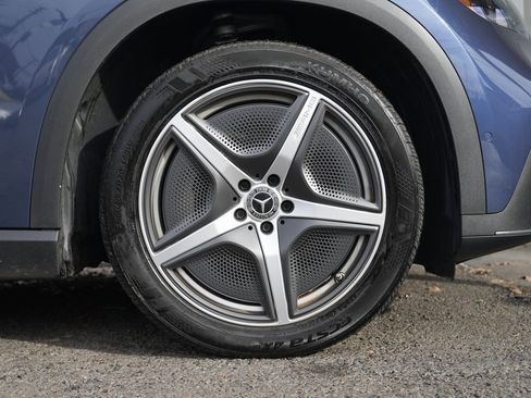 Used 2023 Mercedes-Benz EQE 500 4MATIC SUV image 12