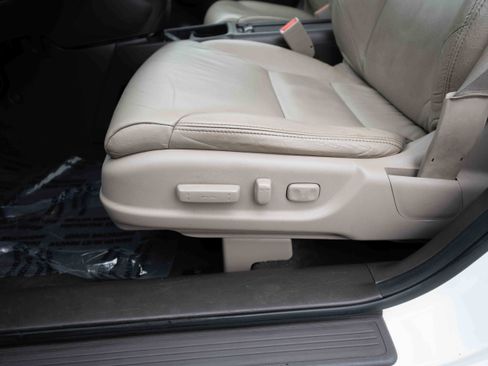 Used 2014 Honda CR-V EX-L image 12