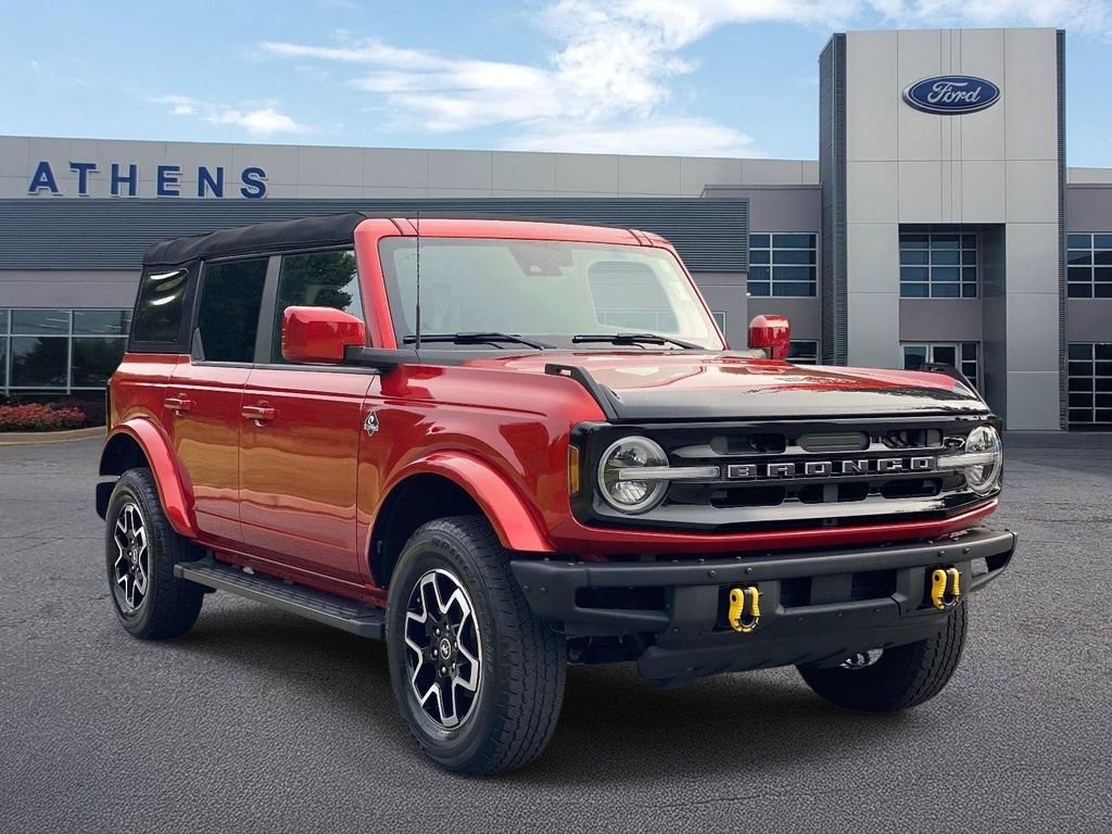 Used 2024 Ford Bronco Outer Banks AWD/4WD image 1