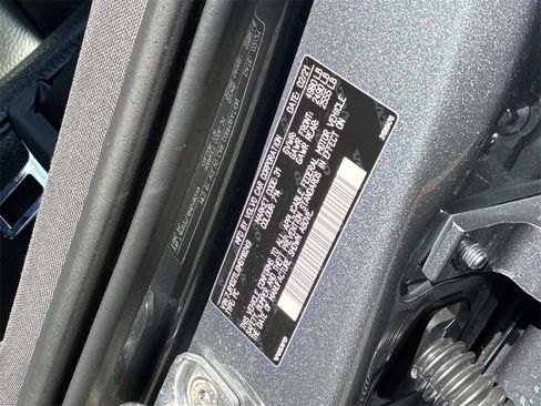 Used 2021 Volvo S60 T5 Inscription image 22