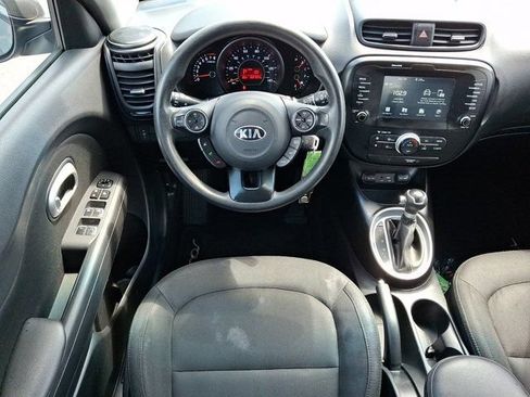 Used 2019 Kia Soul + FWD image 14