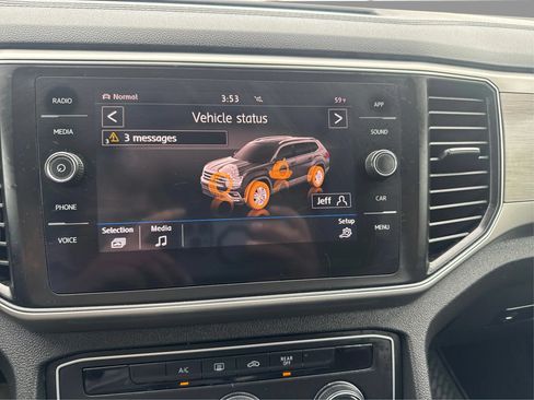Used 2018 Volkswagen Atlas Launch Edition AWD/4WD image 28