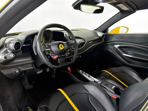 Certified 2021 Ferrari F8 Tributo image 19