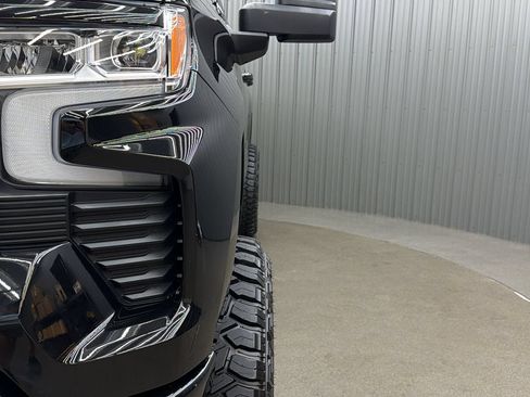 Used 2025 Chevrolet Silverado 1500 LT Trail Boss w/ Convenience Package II AWD/4WD image 14