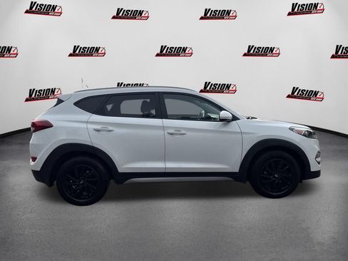 Used 2017 Hyundai Tucson SE w/ SE Popular Package 02 AWD/4WD image 4