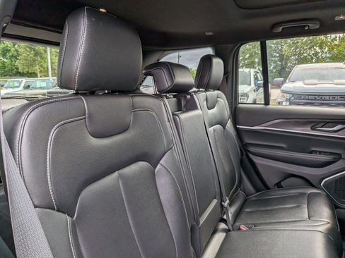 Used 2024 Jeep Grand Cherokee Limited 4xe AWD/4WD image 34