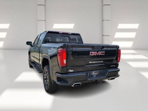 Used 2020 GMC Sierra 1500 AT4 w/ AT4 Premium Package image 5