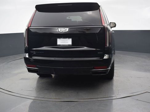 Used 2022 Cadillac Escalade Sport Platinum w/ LPO, ONYX Package AWD/4WD image 5