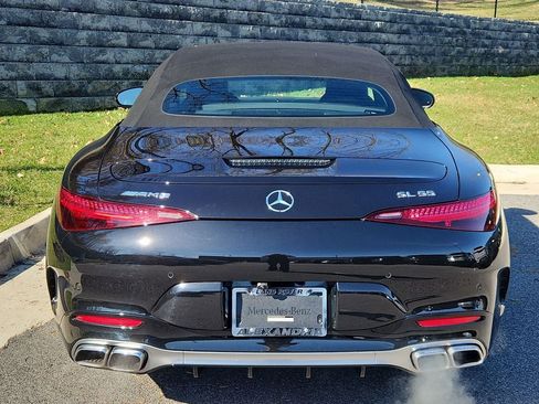 Used 2022 Mercedes-Benz SL 55 AMG 4MATIC image 19