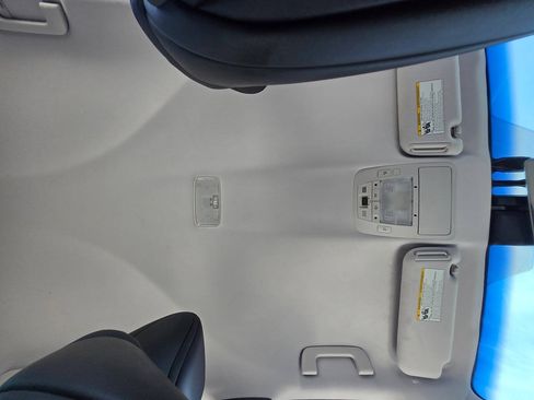Used 2018 Toyota Mirai FWD image 36