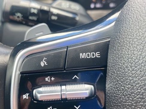 Used 2022 Kia Sorento SX Prestige image 16