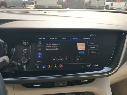 Used 2023 Buick Envision Avenir FWD image 15