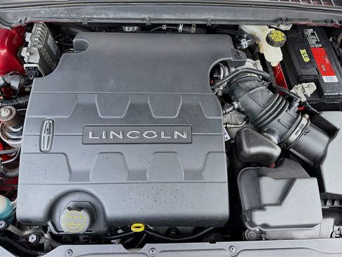 Used 2018 Lincoln Continental Select w/ Continental Climate Package image 31