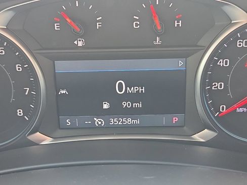 Used 2024 Chevrolet Equinox Premier FWD image 35